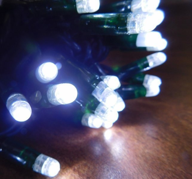 MAXILEB-LED světelný řetěz  studená bílá