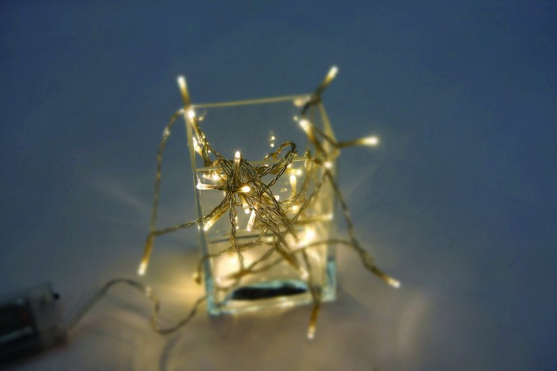 Vánoční LED řetěz na baterie 50 LED/5m teplá bílá